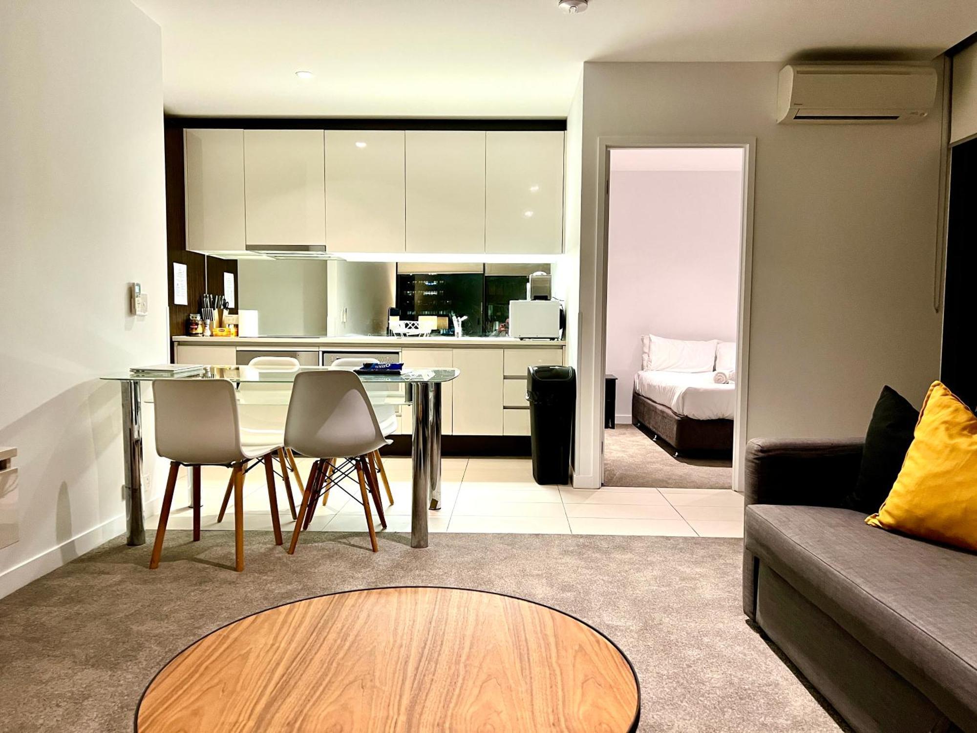 Readyset Apartments At Madison Melbourne Exterior foto