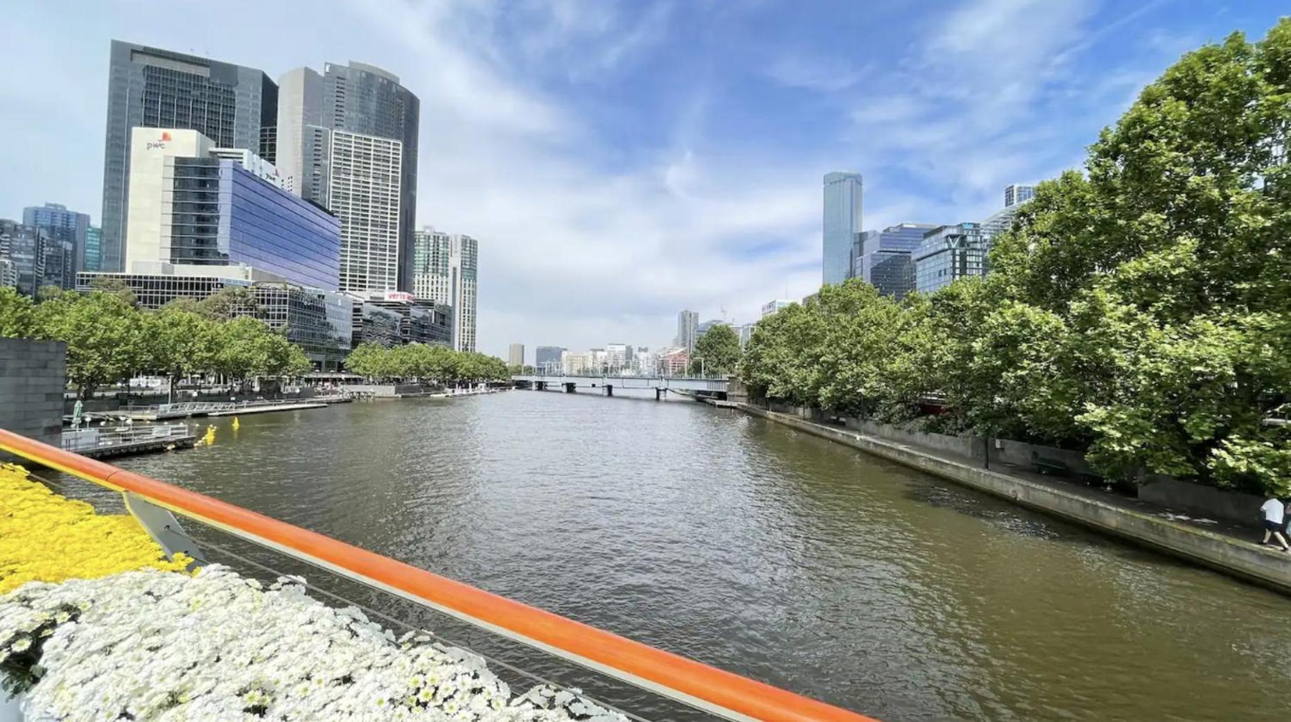 Readyset Apartments At Madison Melbourne Exterior foto
