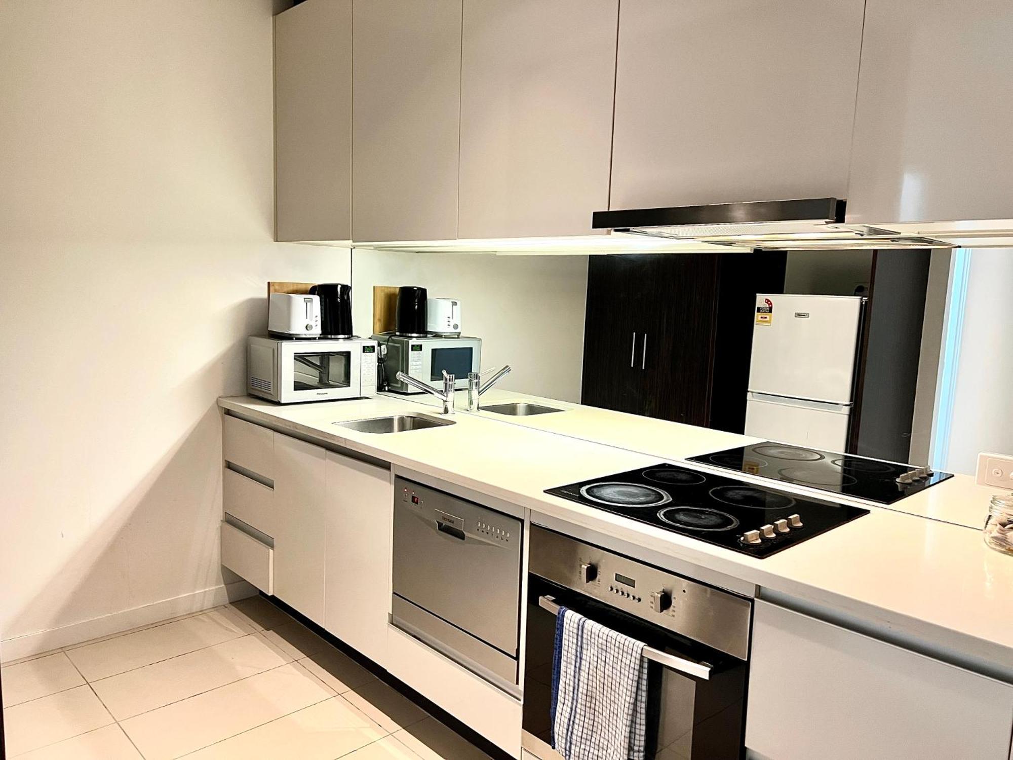 Readyset Apartments At Madison Melbourne Exterior foto
